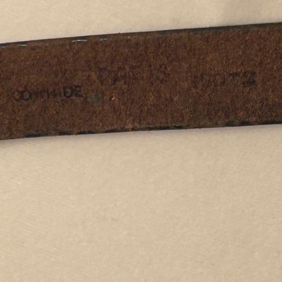 Vintage Crocodile Look Cowhide Leather Made in Paris Belt With Brass Buckle - Picture 9 of 9